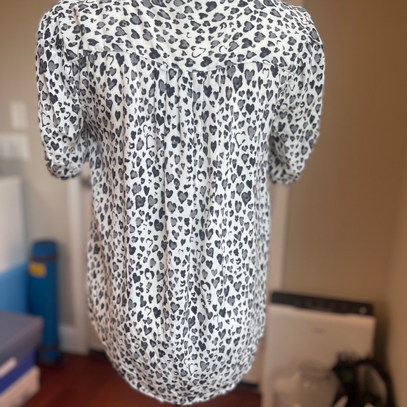 JOIE Silk Blouse, Short Sleeve V-Neck - Picture 3 of 12